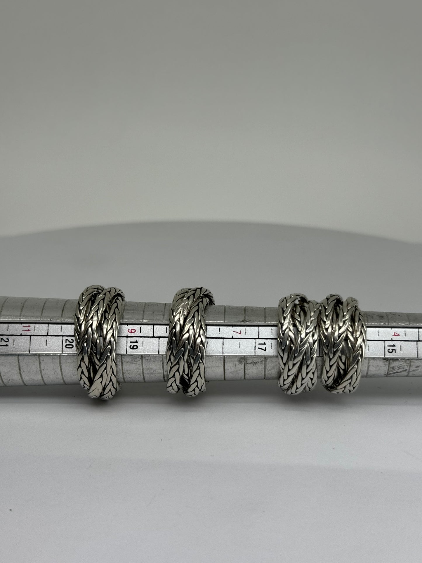 Braided Interlocking Rings