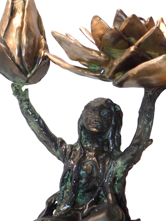 Victoria, The Lotus Lady