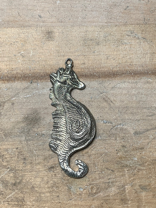 Cuttlebone Cast Seahorse
