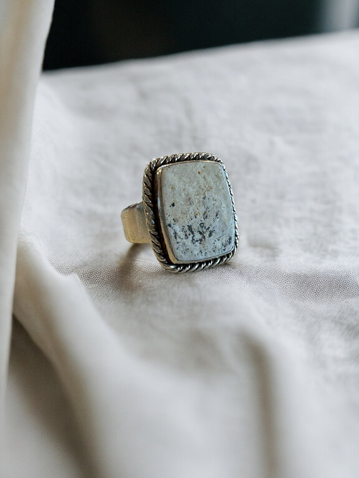 Rectangular Dendrite Ring