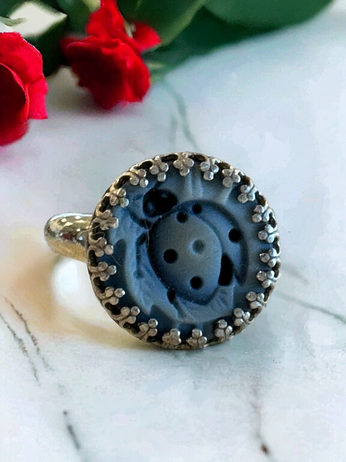 Ladybug Agate Cameo Ring