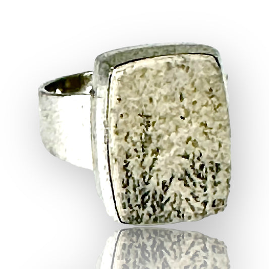 Rectangular Dendrite Ring