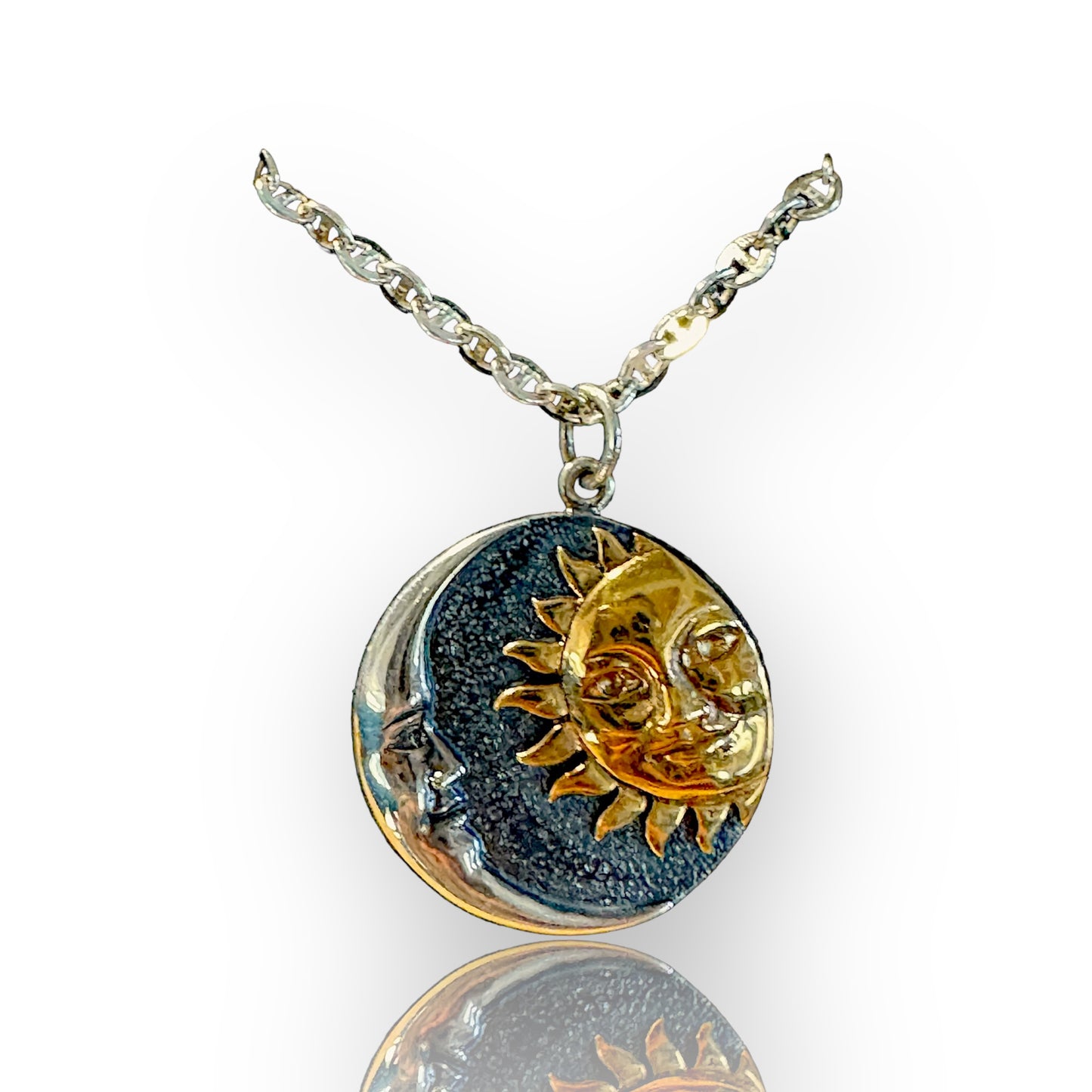 Sun/Moon Medallion